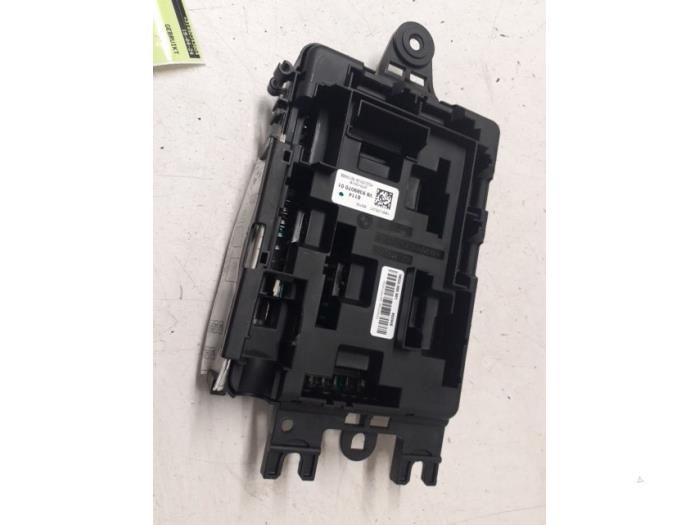 Fuse box from a BMW 3 serie Gran Turismo (F34) 320d 2.0 16V 2016