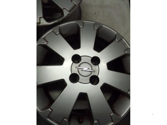 Set of wheels from a Opel Meriva 1.6 16V 2007