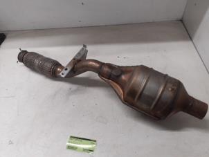 Used Front pipe + catalyst Renault Megane IV Estate (RFBK) 1.3 TCE 160 16V Price on request offered by Autodemontage van de Laar