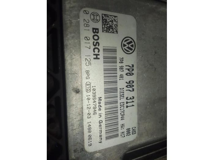 Ordinateur gestion moteur d'un Volkswagen Touareg (7PA/PH) 3.0 TDI V6 24V BlueMotion Technology DPF 2011