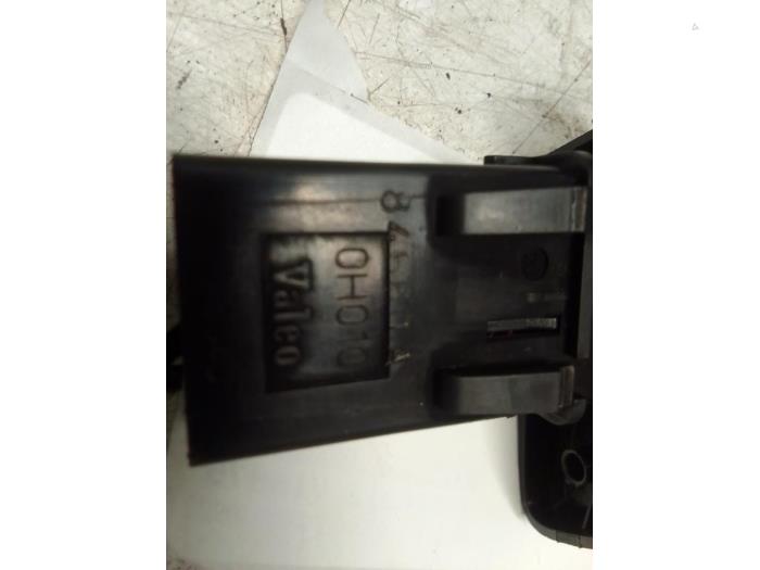 Air conditioning switch from a Toyota Aygo (B10) 1.0 12V VVT-i 2009