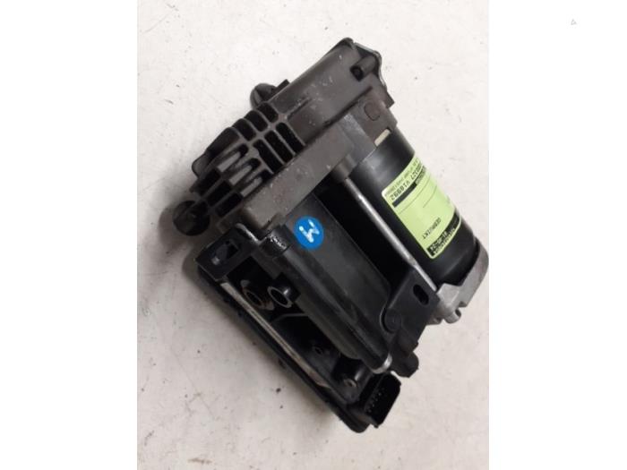 Begagnade Luftpump (fjädring) Citroen C4 Grand Picasso (UA) 2.0 16V Autom. Pris € 350,00 Marginaltabell erbjuds av Autodemontage van de Laar