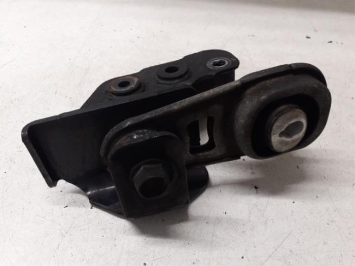 Usagé Support moteur Nissan Qashqai (J11) 1.2 DIG-T 16V Prix € 30,00 Règlement à la marge proposé par Autodemontage van de Laar