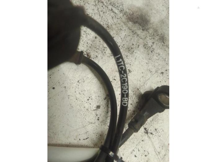 Begagnade ABS-sensor Ford Puma 1.0 Ti-VCT EcoBoost mHEV 12V Pris € 25,00 Marginaltabell erbjuds av Autodemontage van de Laar