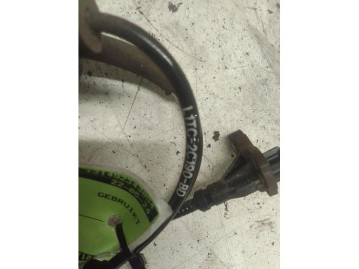 Begagnade ABS-sensor Ford Puma 1.0 Ti-VCT EcoBoost mHEV 12V Pris € 25,00 Marginaltabell erbjuds av Autodemontage van de Laar
