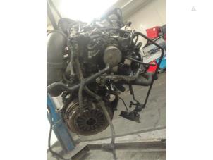 Engine from a Fiat Grande Punto (199) 1.3 JTD Multijet 16V VGT 2005