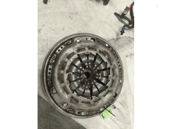 Used Flywheel Dacia Dokker (0S) 1.5 dCi, Blue dCi 75 Price € 250,00 Margin scheme offered by Autodemontage van de Laar