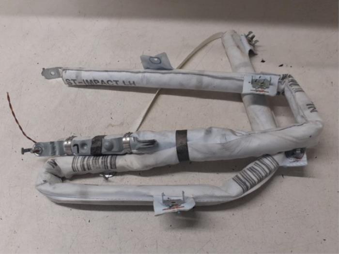 Używane Kurtyna Opel Karl 1.0 12V Cena na żądanie oferowane przez Autodemontage van de Laar