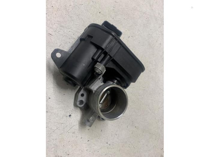 Gebrauchte Drosselklappengehäuse Peugeot 208 I (CA/CC/CK/CL) 1.2 Vti 12V PureTech Preis auf Anfrage angeboten von Autodemontage van de Laar