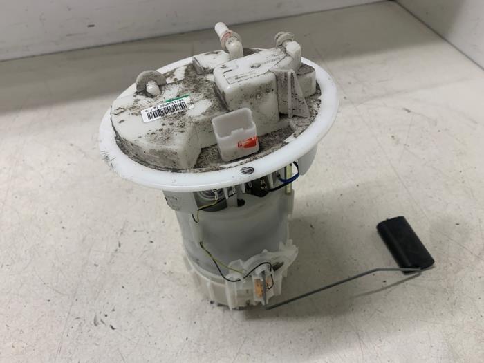 Gebrauchte Benzinpumpe Peugeot 208 I (CA/CC/CK/CL) 1.2 Vti 12V PureTech Preis € 50,00 Margenregelung angeboten von Autodemontage van de Laar