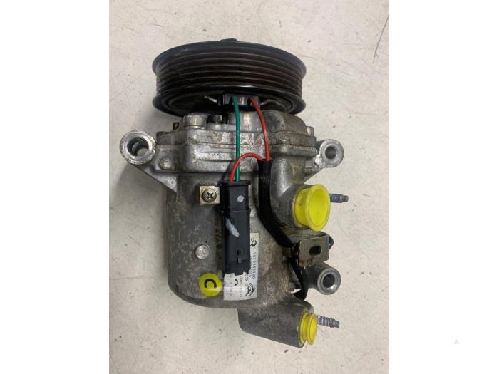 Usagé Pompe clim Peugeot 208 I (CA/CC/CK/CL) 1.2 Vti 12V PureTech Prix € 125,00 Règlement à la marge proposé par Autodemontage van de Laar