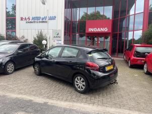 Used Tank Peugeot 208 I (CA/CC/CK/CL) 1.2 Vti 12V PureTech Price € 100,00 Margin scheme offered by Autodemontage van de Laar