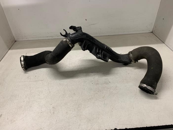 Gebrauchte Intercooler Schlauch Audi A4 (B8) 1.8 TFSI 16V Preis € 50,00 Margenregelung angeboten von Autodemontage van de Laar