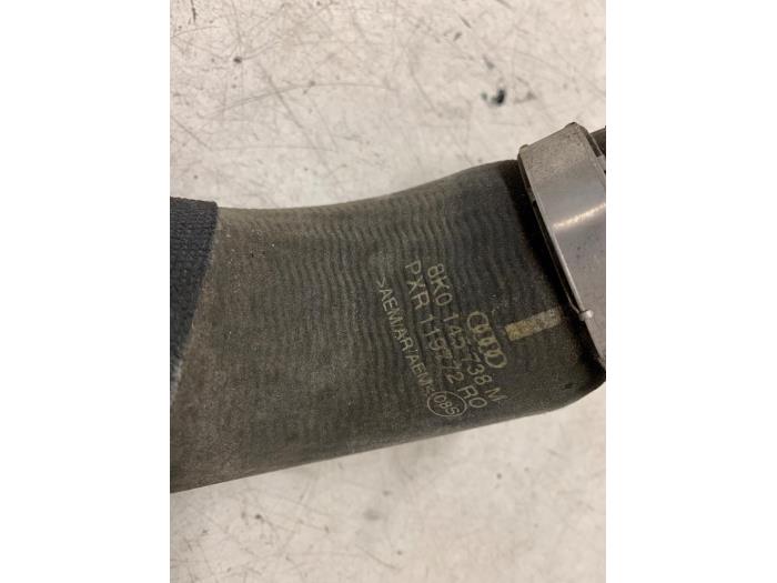 Intercooler Schlauch van een Audi A4 (B8) 1.8 TFSI 16V 2011
