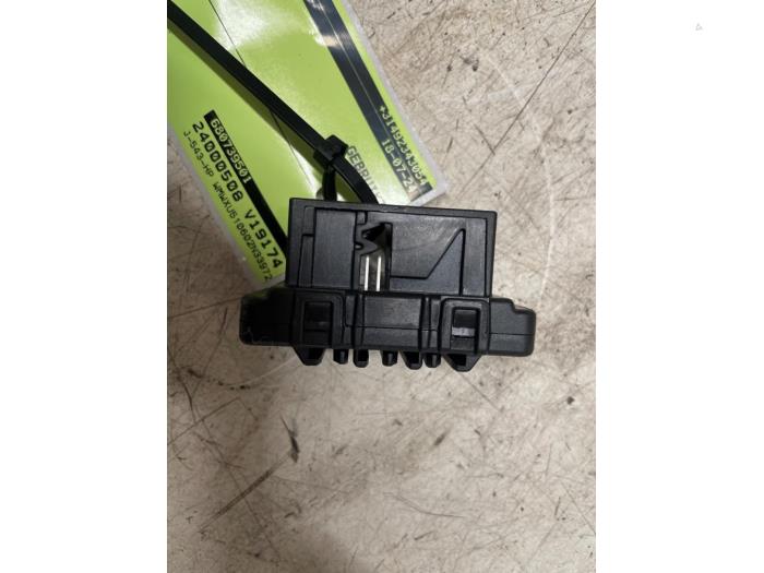 Begagnade Sensor (övriga) Mini Mini (F55) 1.5 12V One Pris € 25,00 Marginaltabell erbjuds av Autodemontage van de Laar