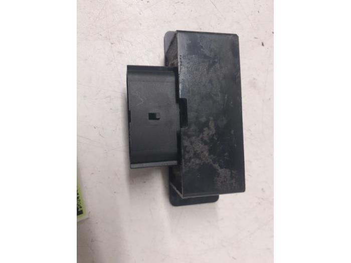 Usagé Module pompe carburant Ford Focus 3 Wagon 1.6 SCTi 16V Prix sur demande proposé par Autodemontage van de Laar