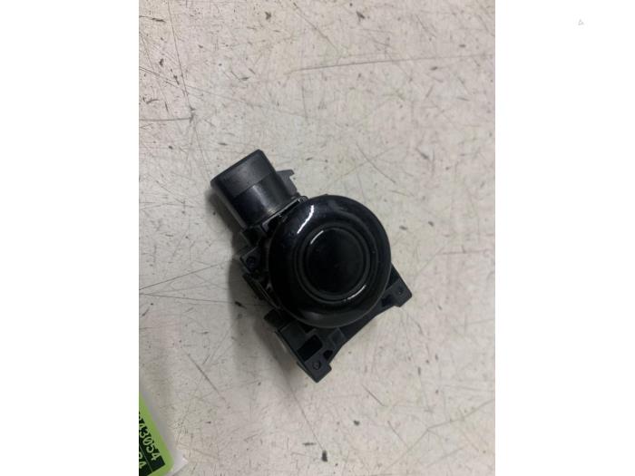 Usados Sensor PDC Mazda 2 (DJ/DL) 1.5 e-SkyActiv G 90 Precio de solicitud ofrecido por Autodemontage van de Laar