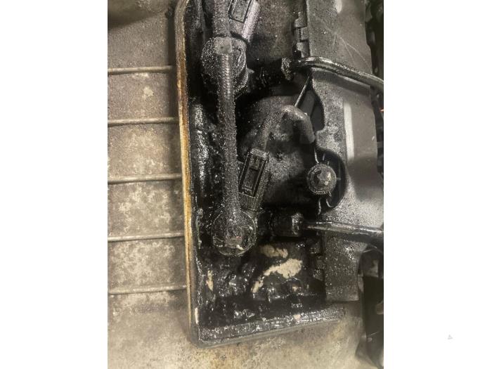 Used Engine Mercedes E (W211) 2.2 E-220 CDI 16V Price on request offered by Autodemontage van de Laar