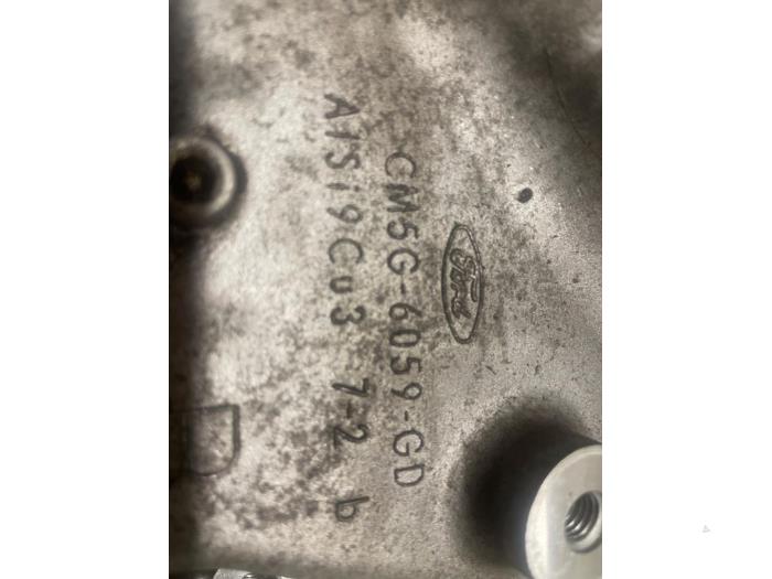 Usagé Couvercle de distribution Ford Focus 3 Wagon 1.0 Ti-VCT EcoBoost 12V 100 Prix € 75,00 Règlement à la marge proposé par Autodemontage van de Laar