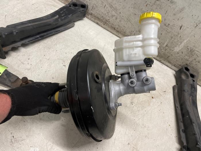 Assistant de freinage d'un Fiat 500 Abarth 2018