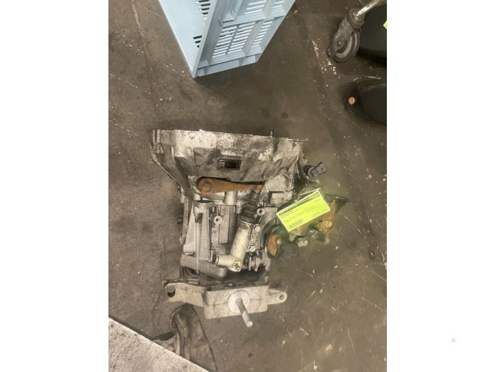 Gebrauchte Getriebe Fiat Doblo Cargo (223) 1.3 D 16V Multijet DPF Preis auf Anfrage angeboten von Autodemontage van de Laar