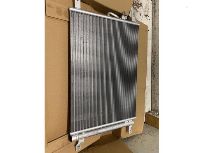 Neuf Radiateur clim Volkswagen Golf VIII (CD1) Prix € 84,70 Prix TTC proposé par Autodemontage van de Laar
