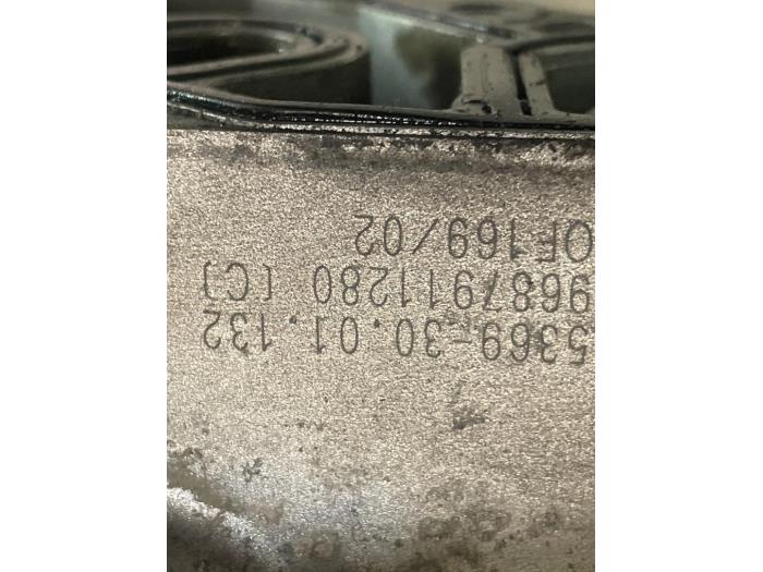 Gebrauchte Ölfiltergehäuse Ford Focus 3 Wagon 1.6 TDCi ECOnetic Preis € 50,00 Margenregelung angeboten von Autodemontage van de Laar