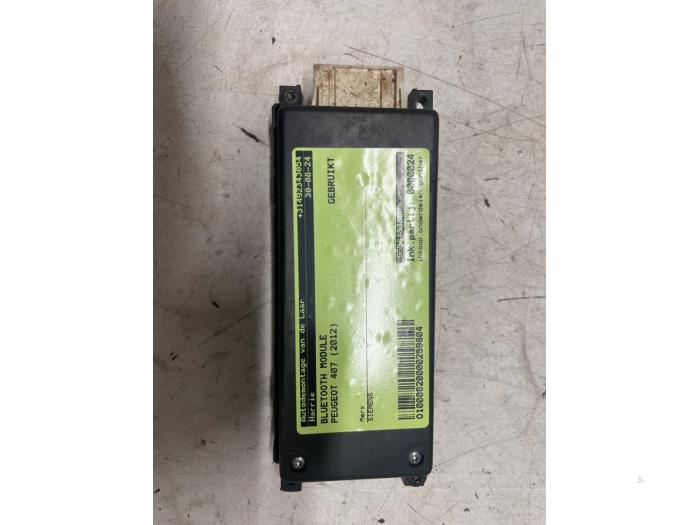 Begagnade Bluetooth-modul Peugeot 407 Pris € 50,00 Marginaltabell erbjuds av Autodemontage van de Laar