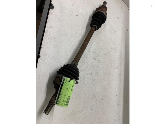 Gebrauchte Antriebswelle links vorne Peugeot 207/207+ (WA/WC/WM) 1.4 Preis auf Anfrage angeboten von Autodemontage van de Laar