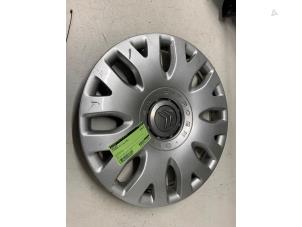Begagnade Hjulskydd (reserv) Citroen C5 I Berline (DC) 1.8 16V Pris € 10,00 Marginaltabell erbjuds av Autodemontage van de Laar