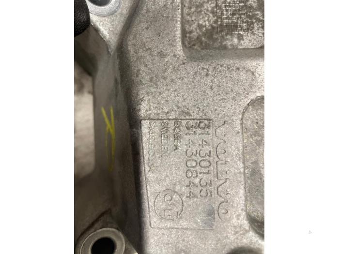 Gebrauchte Motorlager Volvo XC60 I (DZ) 2.0 T5 16V Preis € 50,00 Margenregelung angeboten von Autodemontage van de Laar
