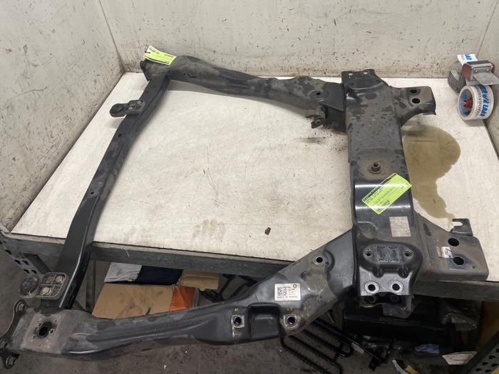 Usagé Faux châssis Opel Karl 1.0 12V Prix € 150,00 Règlement à la marge proposé par Autodemontage van de Laar