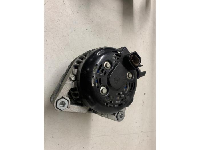Używane Pradnica Ford Focus 3 Wagon 1.0 Ti-VCT EcoBoost 12V 125 Cena € 60,00 Procedura marży oferowane przez Autodemontage van de Laar