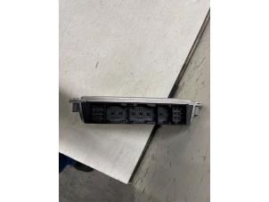 Engine management computer from a Mercedes-Benz E Combi (S211) 2.6 E-240 V6 18V 2004