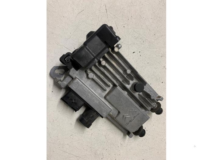 Used Start/Stop computer Peugeot 5008 II (M4/MC/MJ/MR) 1.2 12V e-THP PureTech 130 Price on request offered by Autodemontage van de Laar