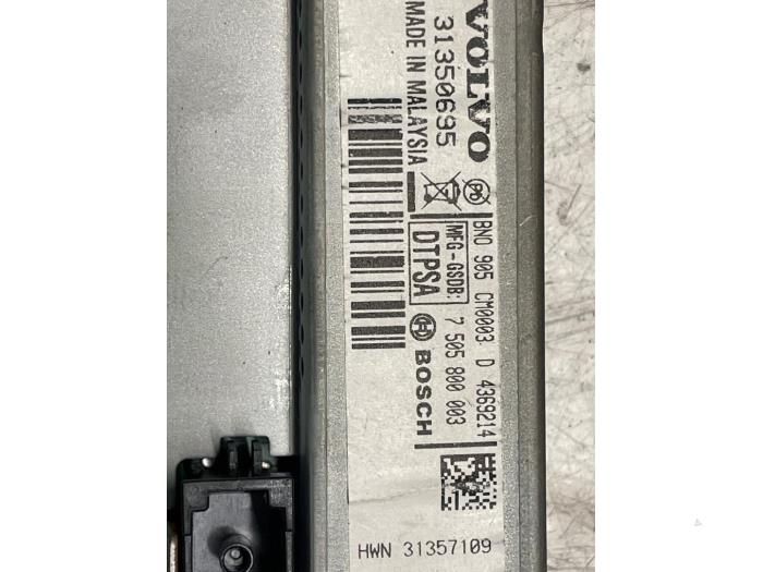 Usagé Affichage intérieur Volvo V40 (MV) 1.6 D2 Prix € 125,00 Règlement à la marge proposé par Autodemontage van de Laar