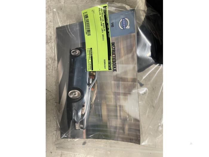 Używane Instrukcja Volvo V40 (MV) 1.6 D2 Cena € 30,00 Procedura marży oferowane przez Autodemontage van de Laar