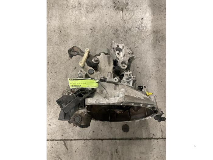 Gebrauchte Getriebe Peugeot 208 I (CA/CC/CK/CL) 1.2 Vti 12V PureTech 82 Preis € 325,00 Margenregelung angeboten von Autodemontage van de Laar