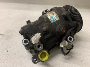 Compresseur de clim d'un Opel Combo (Corsa C) 1.3 CDTI 16V 2011