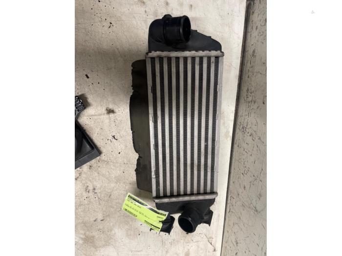 Usados Intercooler Fiat 500 (312) 0.9 TwinAir 80 Precio € 50,00 Norma de margen ofrecido por Autodemontage van de Laar