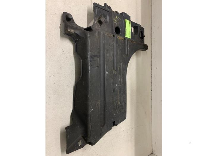 Begagnade Hasplåt Citroen C3 (SX/SW) 1.2 Vti 12V PureTech Pris € 30,00 Marginaltabell erbjuds av Autodemontage van de Laar