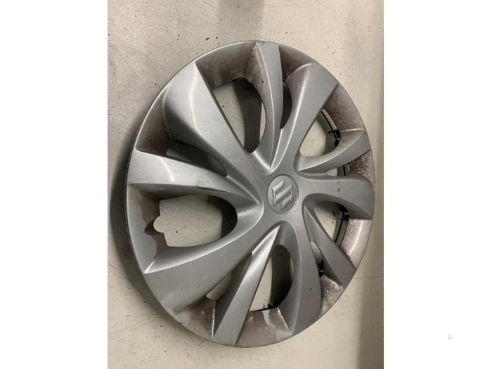 Używane Kolpak Suzuki Swift (ZC/ZD) 1.2 Dual Jet 16V SHVS Cena na żądanie oferowane przez Autodemontage van de Laar