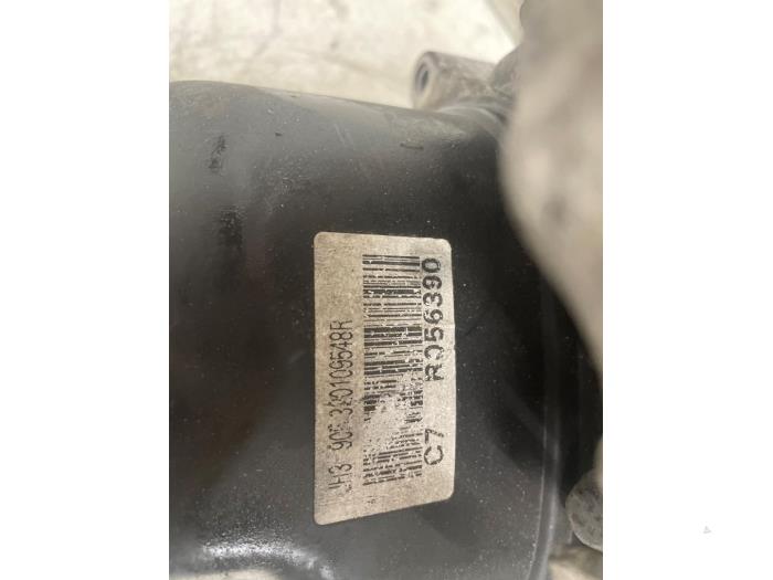 Gebrauchte Getriebe Renault Clio IV (5R) Preis € 500,00 Margenregelung angeboten von Autodemontage van de Laar