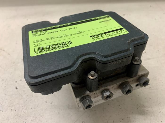 Usagé Pompe ABS Peugeot Bipper (AA) 1.3 BlueHDi 80 16V Prix sur demande proposé par Autodemontage van de Laar