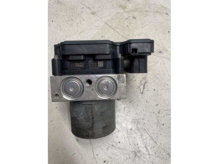 Used ABS pump Opel Astra Mk.7 1.6 CDTI 16V Price € 100,00 Margin scheme offered by Autodemontage van de Laar