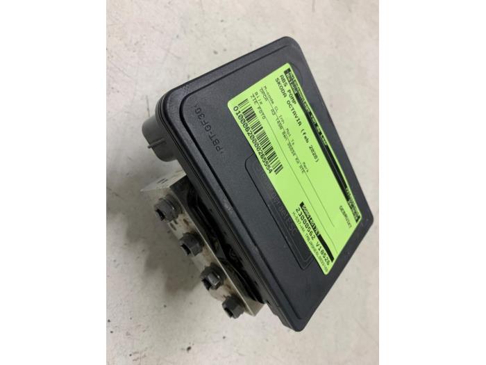 Used ABS pump Skoda Octavia Combi (5EAC) 1.5 TSI Evo 16V Price on request offered by Autodemontage van de Laar