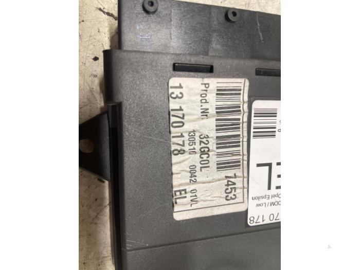 Gebrauchte Steuergerät Body Control Opel Vectra C Caravan 1.8 16V Preis € 50,00 Margenregelung angeboten von Autodemontage van de Laar