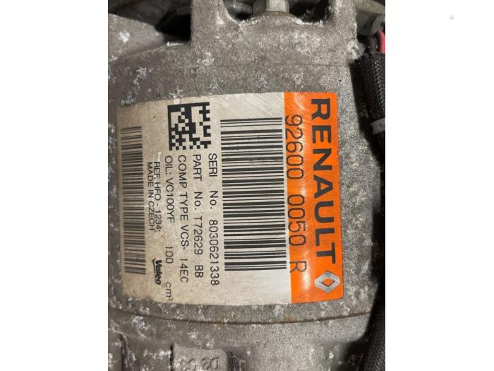 Usagé Pompe clim Renault Clio IV (5R) Prix € 200,00 Règlement à la marge proposé par Autodemontage van de Laar