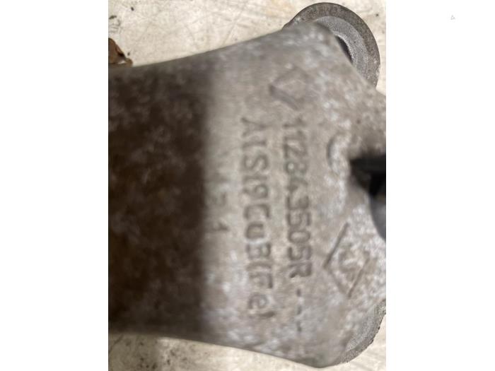 Used Engine mount Renault Clio IV (5R) Price € 35,00 Margin scheme offered by Autodemontage van de Laar