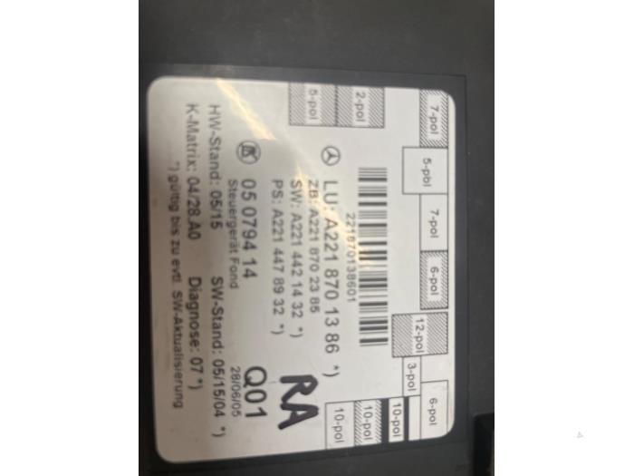 Używane Modul Comfort Mercedes S (W221) Cena € 150,00 Procedura marży oferowane przez Autodemontage van de Laar